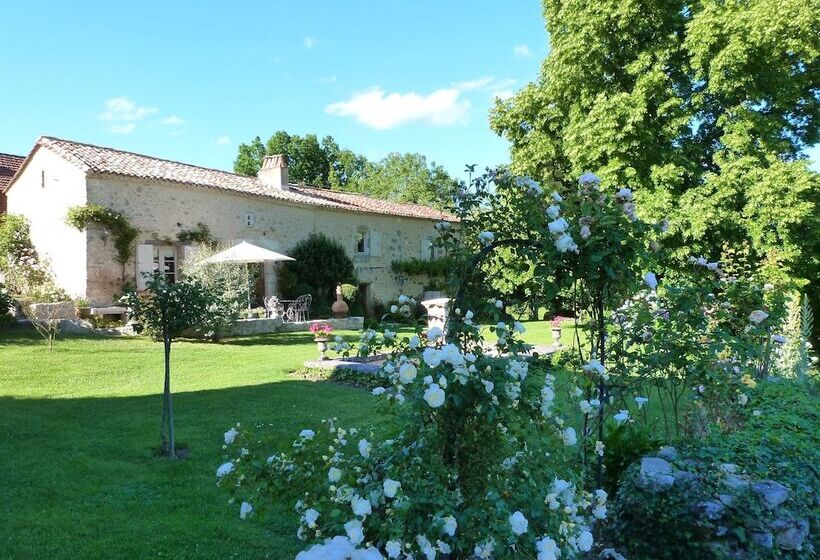 Le Manoir De Beauregard   B&b