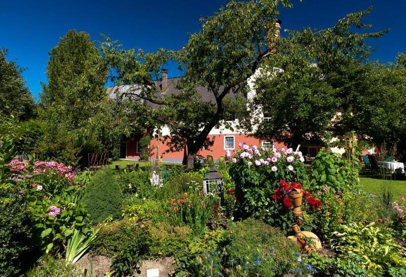 Пансион Gasthof Bräuer   Familie Eibensteiner