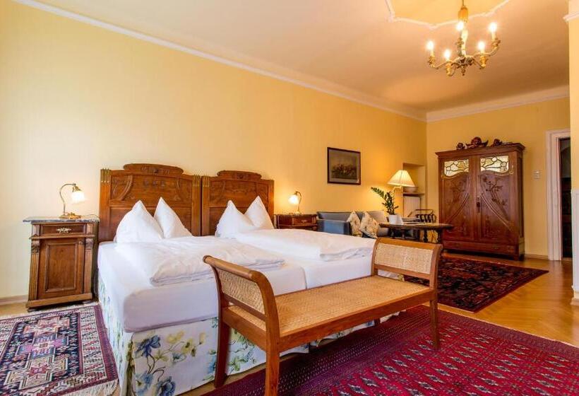 Пансион Gasthof Bräuer   Familie Eibensteiner