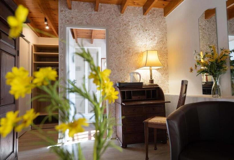 Пансион Maison D'hôte La Grange Aux Ayres