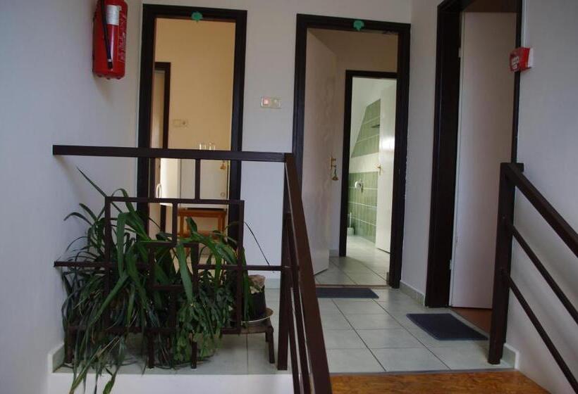 פנסיון Vadszőlő Szálló és Étterem Bakonybél