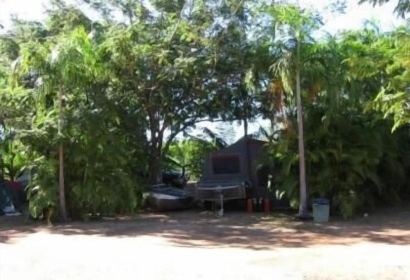 אתר נופש Crab Claw Island