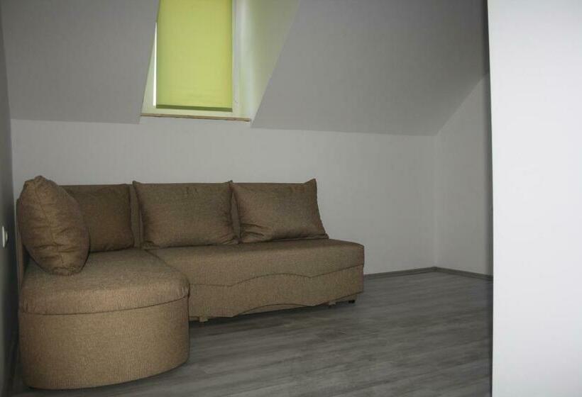 مبيت وإفطار Berkes Vendégház