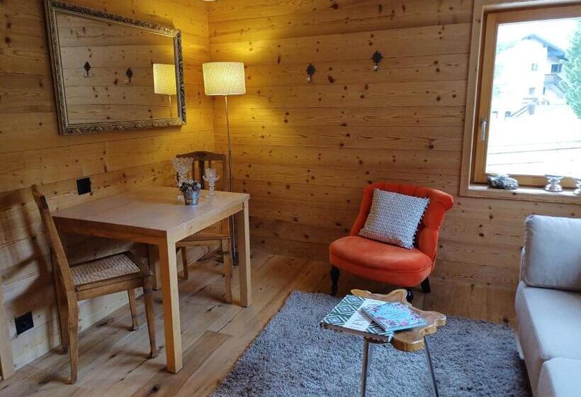 مبيت وإفطار Chesa Staila