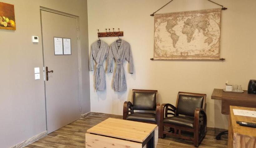 住宿加早餐  Le Miroir Des Etoiles