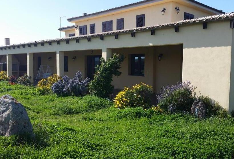 هتل Agriturismo Montealma