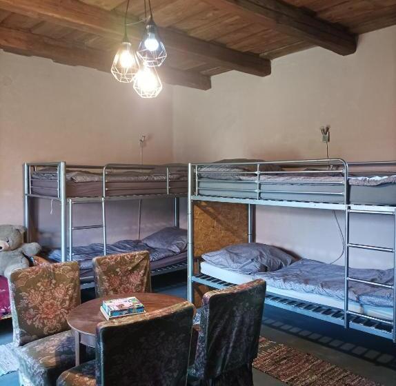 فندق صغير Bakancstanya