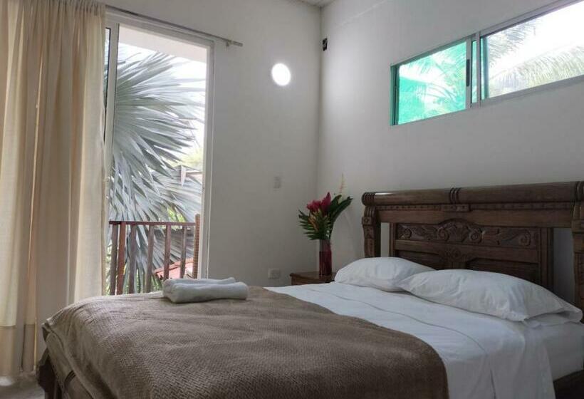 هاستل Deep Forest Posadas Ecoturisticas