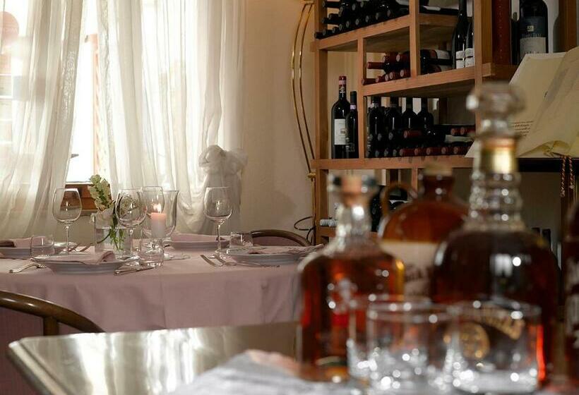 فندق صغير Giorgio E Flora Ristorante E Locanda