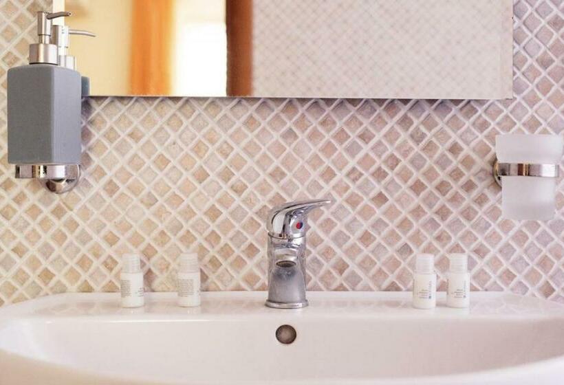 مبيت وإفطار A Luara