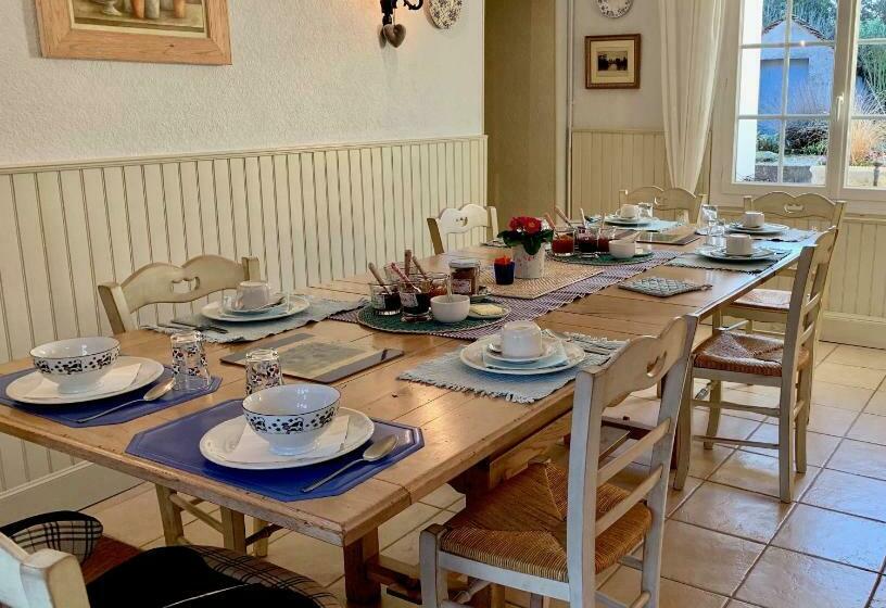Bed and Breakfast Domaine De La Chapelle Ch D Hote