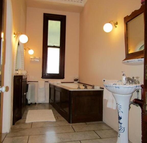 مبيت وإفطار Lochinvar House