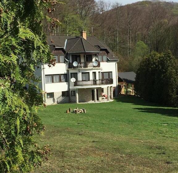 민박 Pénzpataki Vadászház