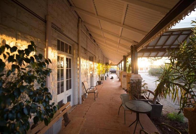 مبيت وإفطار The Old Convent Dalwallinu