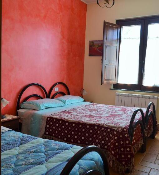 فندق Agriturismo E Turre