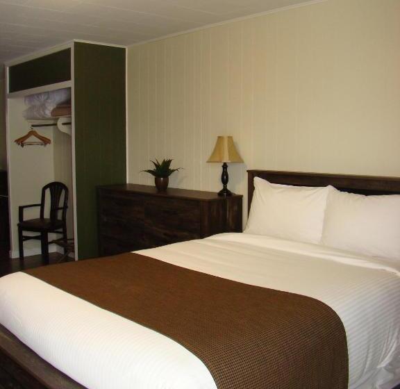 فندق على الطريق Paddock Inn