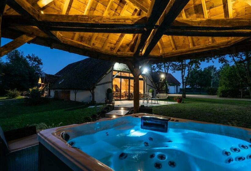 بنسيون La Grange De Léonie, Chambres D Hôtes Avec Piscine Et Spa