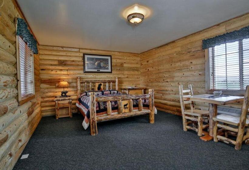 Wolf Den Log Cabin Motel And Rv Park