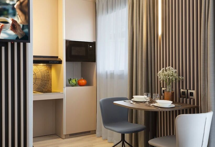 Citadines La Defense Paris