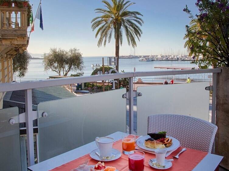 هتل Best Western Plus Tigullio Royal