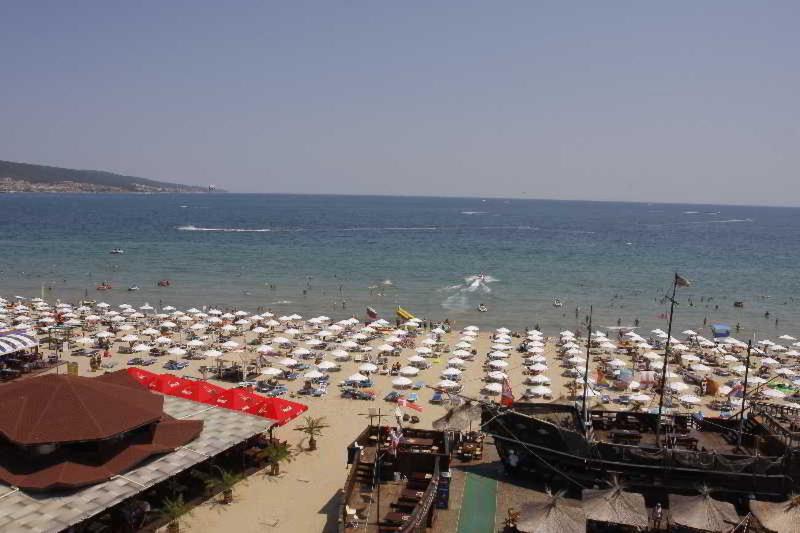 هتل Chaika Beach Resort