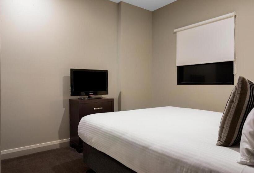 هتل Mantra Hindmarsh Square