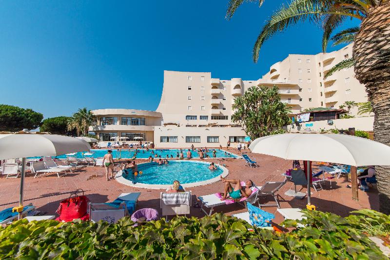 فندق Paradise Beach Resort