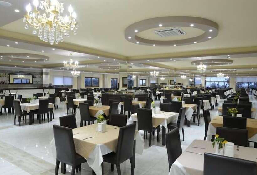 בית מלון כפרי Riverside Garden Resort