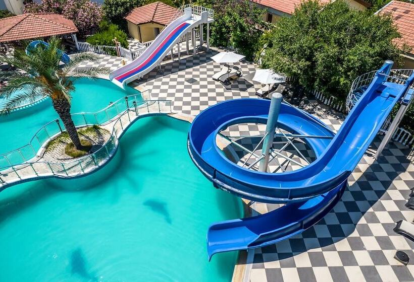 בית מלון כפרי Riverside Garden Resort