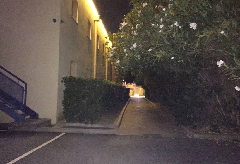 هتل The Originals Access, Hôtel Béziers Est