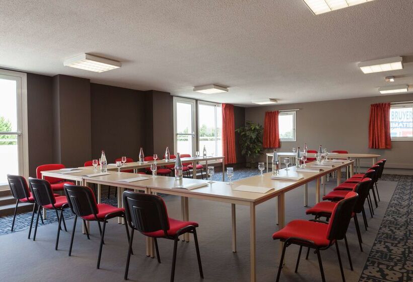 호텔 The Originals City, Hôtel Les Bruyères, Dax Nord