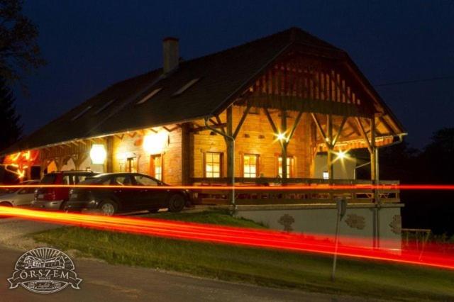 فندق صغير őrszem Fogadó