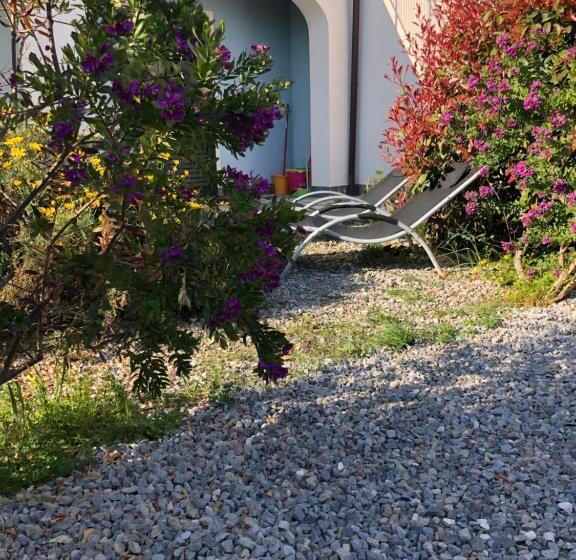 فندق Agriturismo Azzurra Biricchina