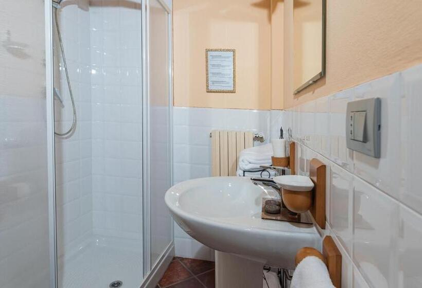 ホテル Agriturismo Sarmore