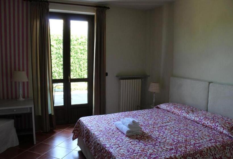 ホテル Agriturismo Sarmore
