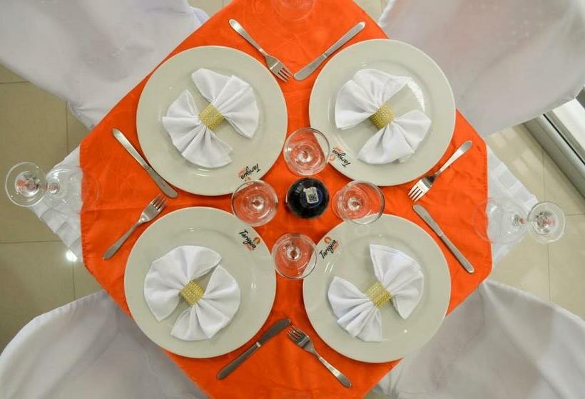 هتل Tarigua Ocaña