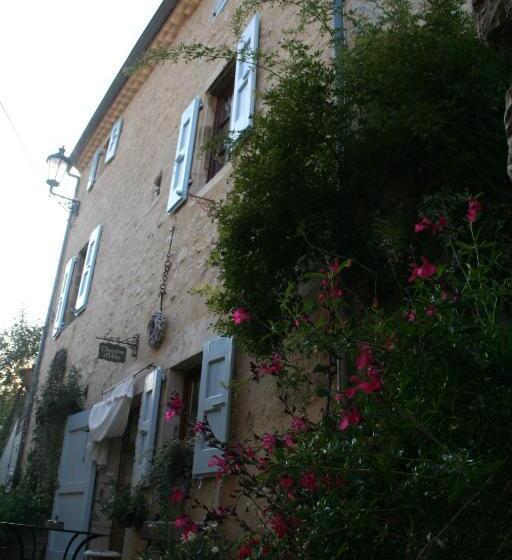 بنسيون Chambre D'hôtes La Romarine