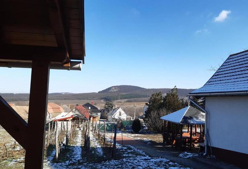 بنسيون Rózsa Vendégház