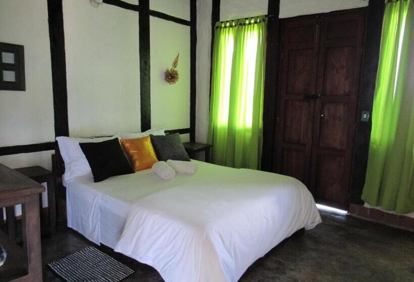 Coffee Tree Boutique Hostel