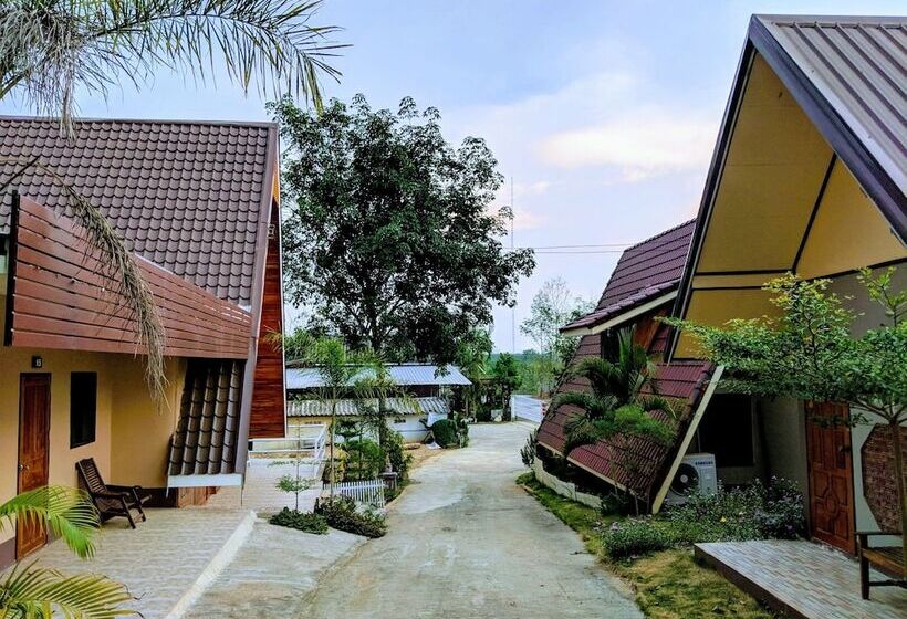 هتل Bansuanphuhong Resort