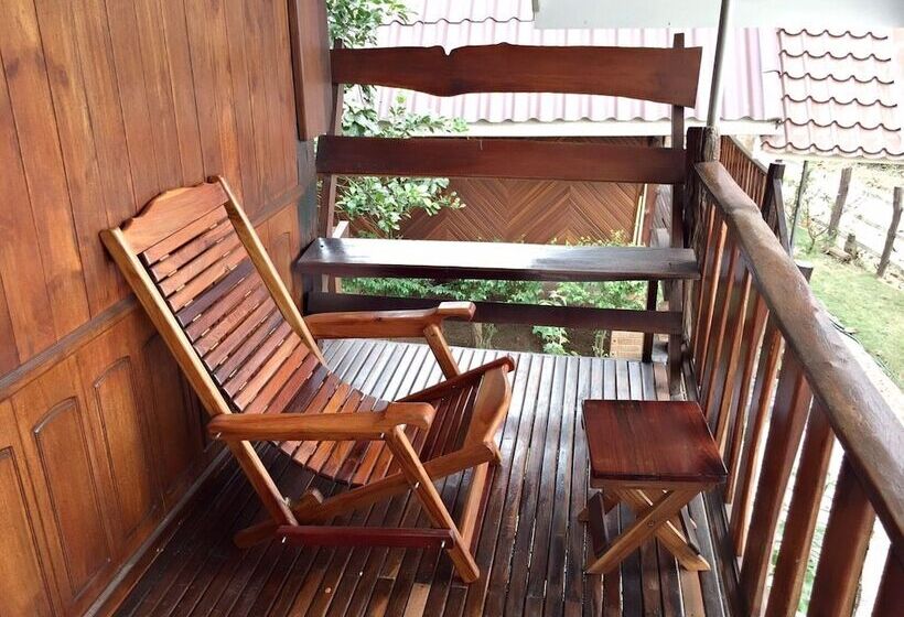 هتل Bansuanphuhong Resort