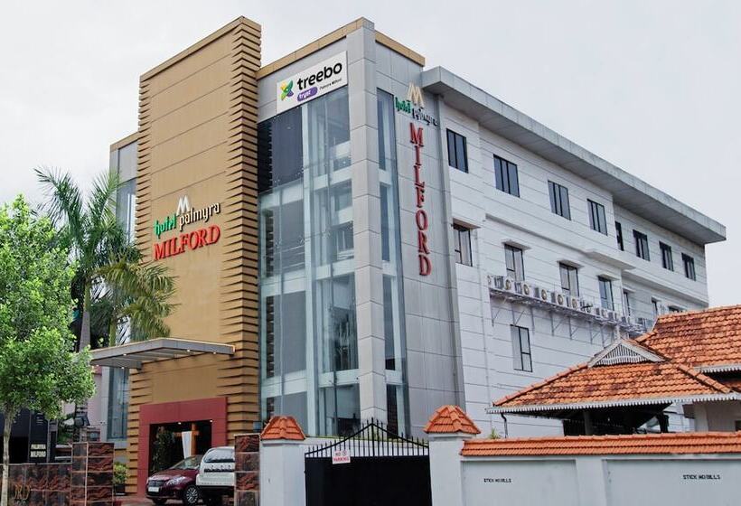 فندق Treebo Premium Palmyra Milford, 2 Km From Alleppey Beach