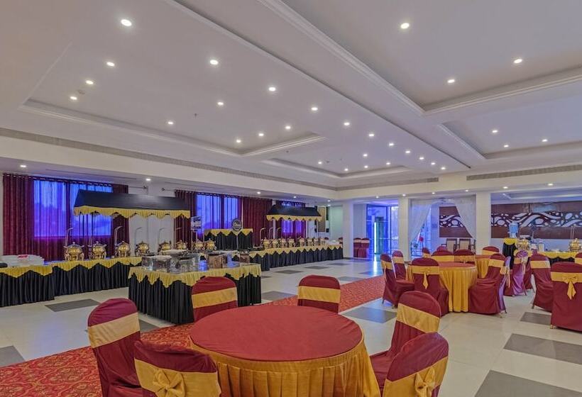 فندق Treebo Premium Palmyra Milford, 2 Km From Alleppey Beach