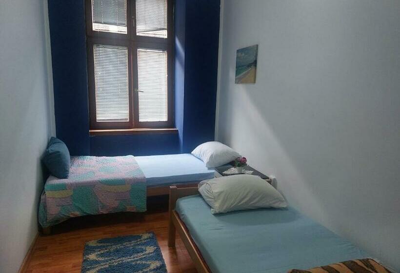 پانسیون At Mejdan Rooms