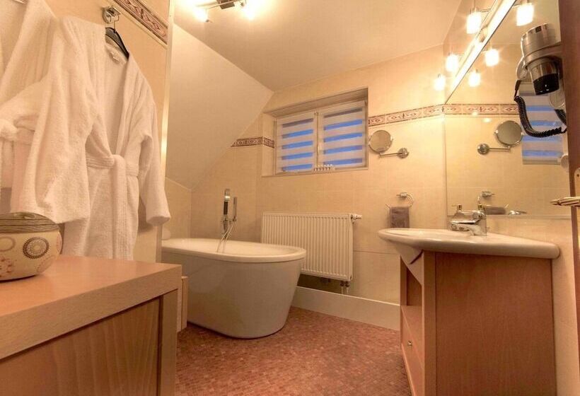 住宿加早餐  Chambres D Hotes Coeur De Sundgau