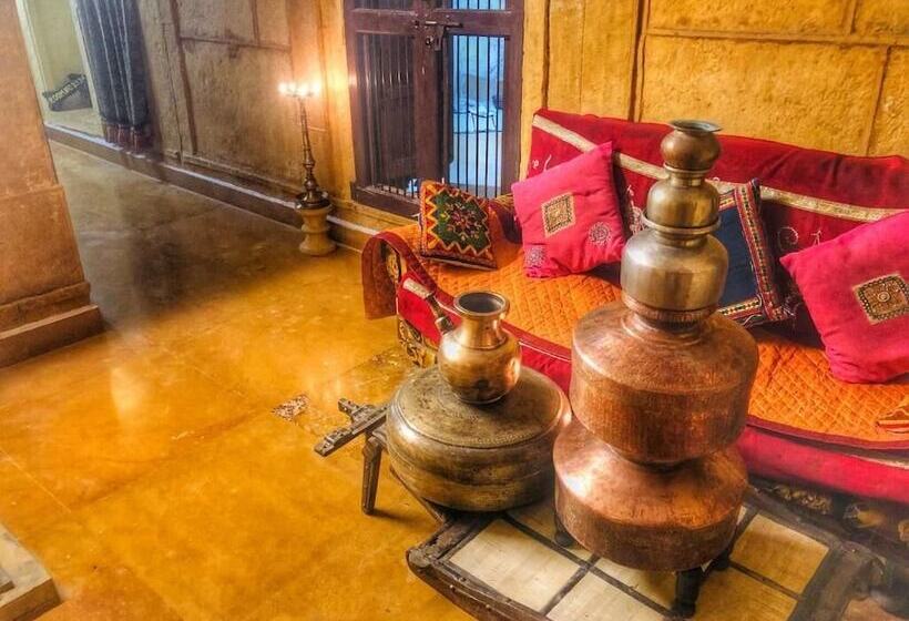 Bed and Breakfast Desert Haveli Guest House