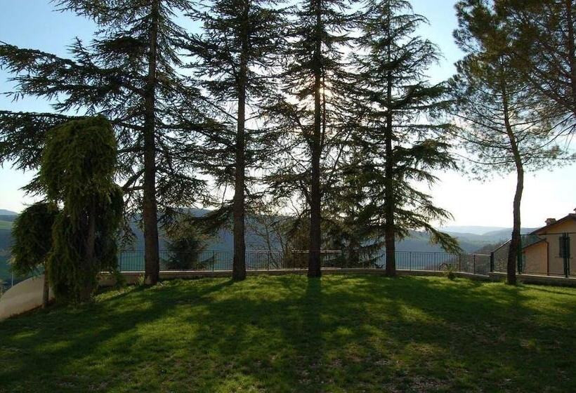 مبيت وإفطار Villa Cappelletti