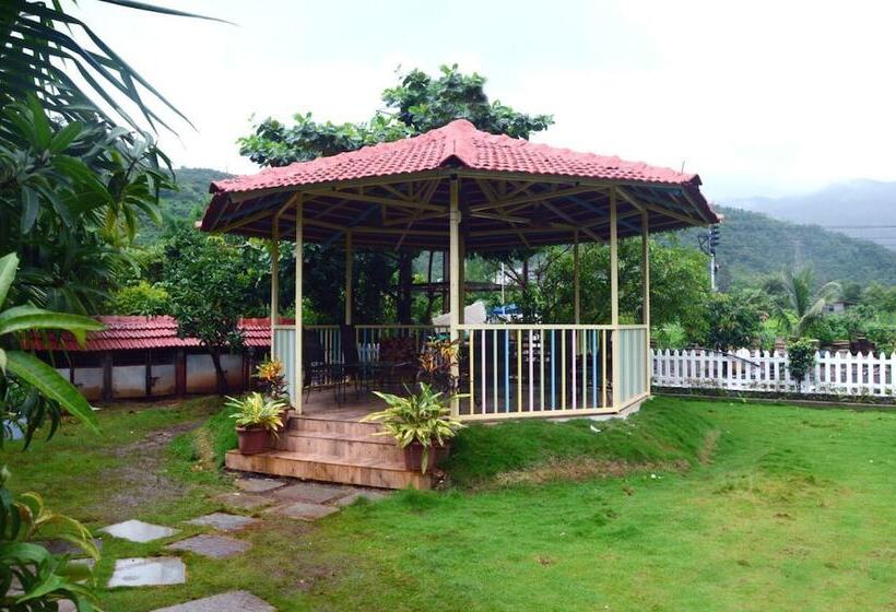 فندق Aanandi Farm And Resort