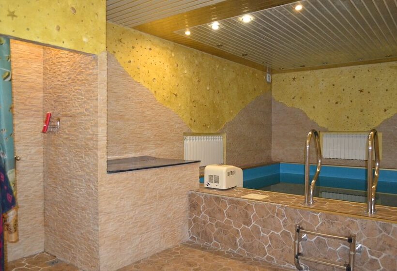 בית מלון כפרי Guest Complex Edelweiss