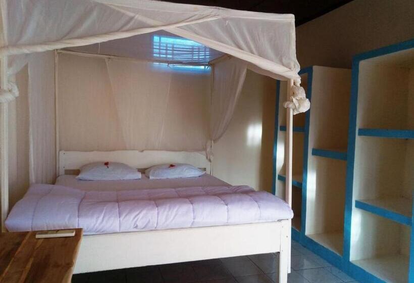 فندق Lakey Beach Inn
